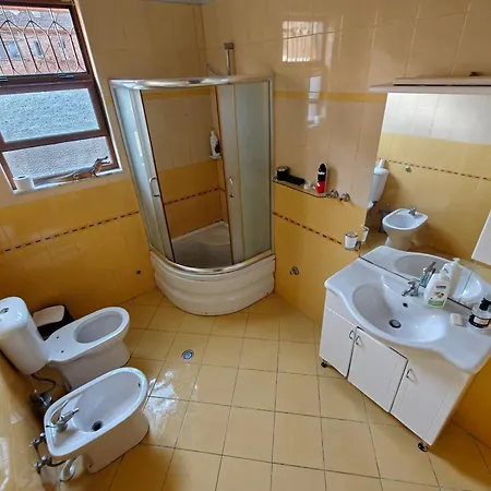 Bliss Garden Retreat Private Near Center שקודר