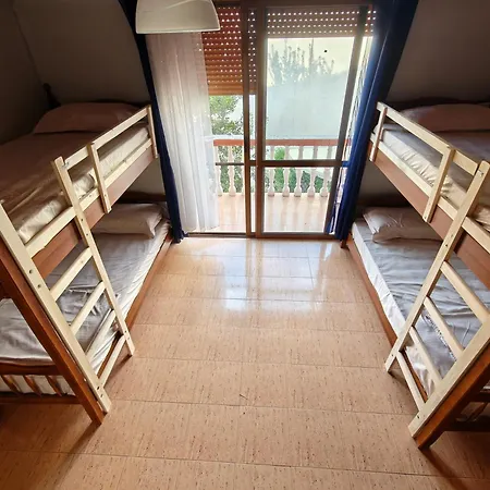 אכסניה Bliss Garden Retreat Private Near Center