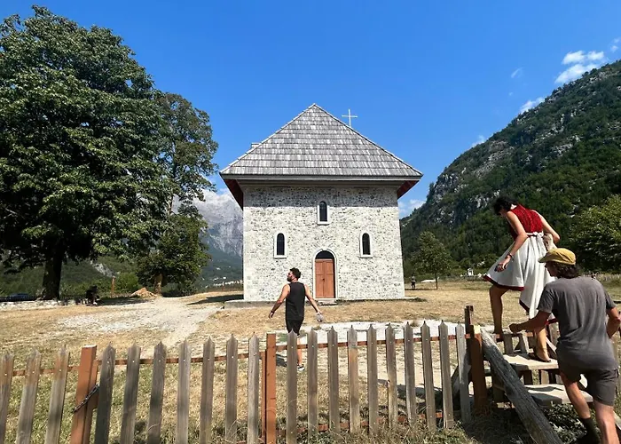 Bliss & Tours Szkodra