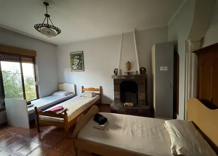 Bliss & Tours Hostel